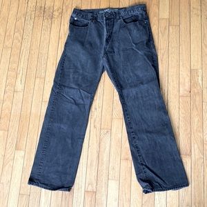 Men’s Old Navy black denim straight leg jeans 34x32